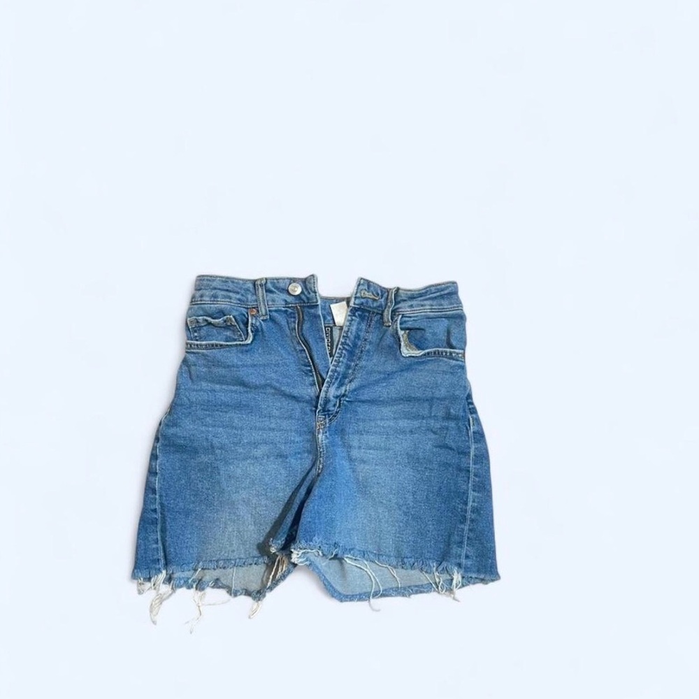 H&M Divided denim shorts
